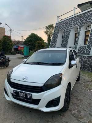 Daihatsu Ayla 1.0 , tersedia melalui melalui situs Olx