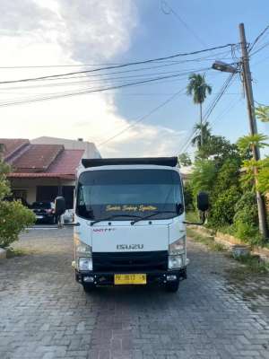 Dijual ISUZU NMR 71 HD , tersedia melalui melalui situs Olx