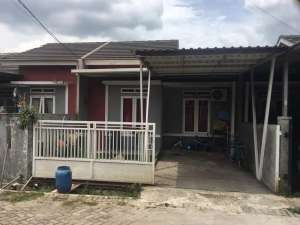 Dijual rumah second terawat di Perumahan Cikupa Asri , tersedia melalui melalui situs Olx