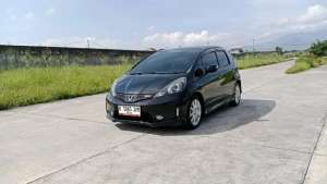 Jual bekas DP 8 JUTA HONDA JAZZ RS MATIC 2013 MOBIL P,lokasi di Bandung Kota