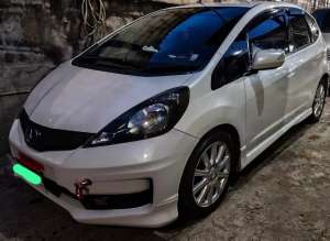 Jual bekas Honda jazz rs 2013 Ge8 maticautomatic,lokasi di Semarang Kota