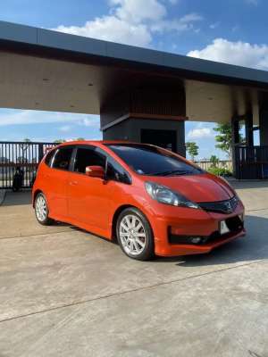 Jual bekas Honda Jazz RS matic,lokasi di Jakarta Selatan