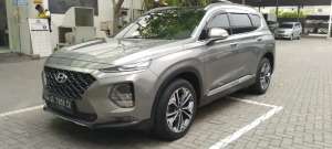 Hyundai Santa Fe crdi2.2 AT , tersedia melalui melalui situs Olx