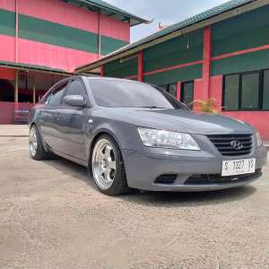 Hyundai Sonata 2010 Bensin , tersedia melalui melalui situs Olx