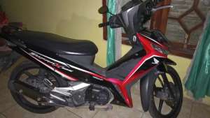 Jual bekas jual motor honda supra x 125 fi th 2018,lokasi di Nganjuk Kab.
