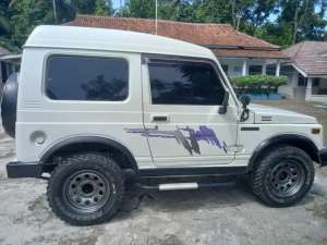 Jual suzuki katana 1993 , tersedia melalui melalui situs Olx