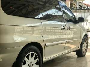 Jual bekas KIA Carnival Diesel Tahun 2000,lokasi di Karawang Kab.