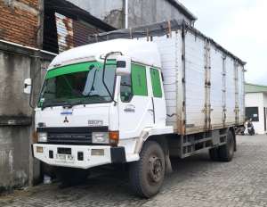 Jual bekas Mitsubishi Fuso 7.5 Manual 2015,lokasi di DKI Jakarta