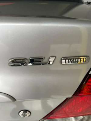 Mitsubishi lancer limitted edition , tersedia melalui melalui situs Olx