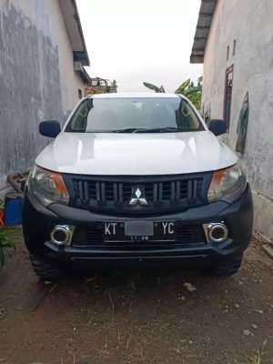 MITSUBISHI TRITON SC HDX 4X4 SOLAR TAHUN 2016 , tersedia melalui melalui situs Olx