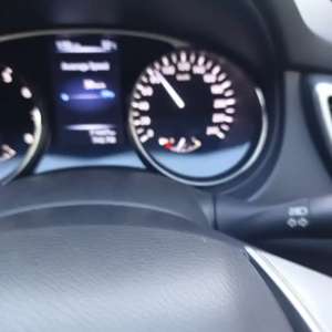 Nissan xtrail 2017 , tersedia melalui melalui situs Olx