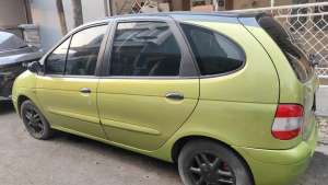 Renault Scenic 2001 Bensin , tersedia melalui melalui situs Olx