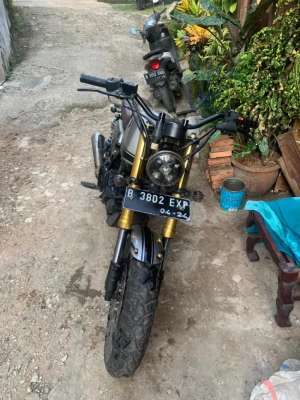 Jual bekas Scrambler basic scorpio murah,lokasi di Jakarta Selatan