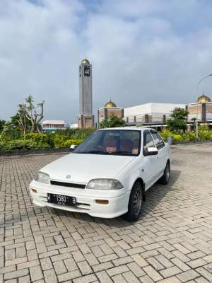 Suzuki Esteem 1993 1.6 GT , tersedia melalui melalui situs Olx