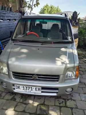 Suzuki Karimun 2004 , tersedia melalui melalui situs Olx