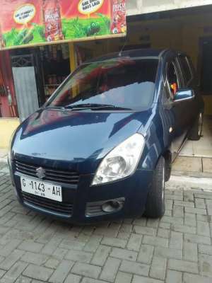 Suzuki splash 2010 , tersedia melalui melalui situs Olx