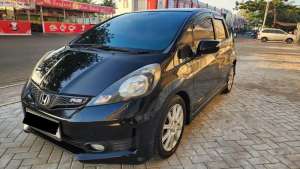 Jual bekas TDP18Jt Honda Jazz 1.5 RS AT MATIC 2013 MMC SIAP PAKAI PAJAK PANJANG,lokasi di Tangerang Kota