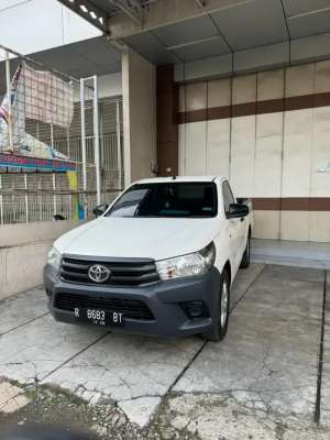 Toyota Hilux 2017 service record dealer toyota resmi , tersedia melalui melalui situs Olx