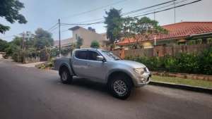 Jual bekas Triton GLS Double Cabin 4x4,lokasi di Jakarta Timur