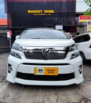 Jual bekas Vellfire 2013 FaceLift,lokasi di Semarang Kota