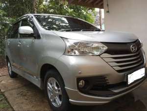 Xenia 1.3 Deluxe MT 2017 , tersedia melalui melalui situs Olx