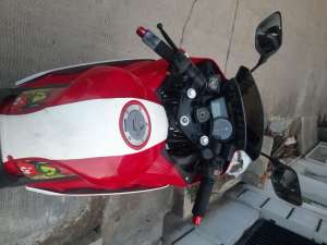 Yamaha R15 tahun 2014 , tersedia melalui melalui situs Jualmotorbekas