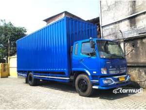 Jual bekas 2019 Mitsubishi Fuso 7.5 FM Series Trucks MULUSbanBARU MURAH Mitsubishi Fuso engkel 4x2 Box besi 2019 Bok,lokasi di DKI Jakarta