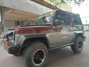 Daihatsu Feroza 1994 Bensin , tersedia melalui melalui situs Olx