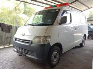 Daihatsu Granmax Blindvan Ambulance 2011 , tersedia melalui melalui situs Olx