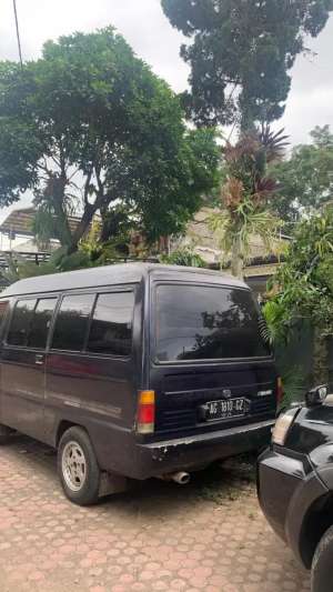 Daihatsu Zebra 1991 Bensin , tersedia melalui melalui situs Olx