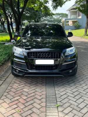 DIJUAL AUDI Q7 TURBO 2013 , tersedia melalui melalui situs Olx