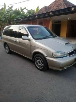 Jual bekas Dijual KIA carnival diesel manual thn 2001,lokasi di Jombang  Kab.