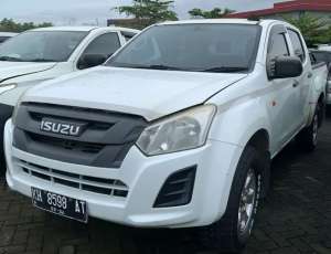Dmax Isuzu 2018 D Max Strada Triton Hilux , tersedia melalui melalui situs Olx