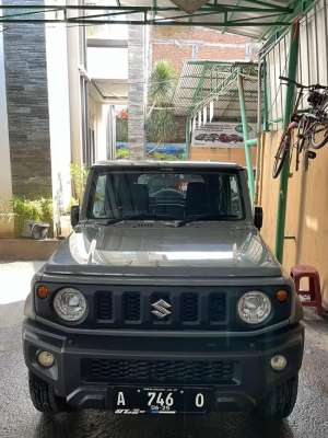 Jual bekas DP13JT jimny 4x4 manual 2019 tt pajero fortuner,lokasi di Bandung Kota