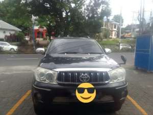 Fortuner Matic 2.7 Hitam Bensin 2005 , tersedia melalui melalui situs Olx