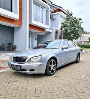 Jual bekas Full Spec Mercy S280 Short Wheel Base S-Class Type Basic Sky Blue,lokasi di Jakarta Selatan