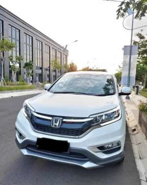 Honda CRV 2016 tipe jeep , tersedia melalui melalui situs Olx