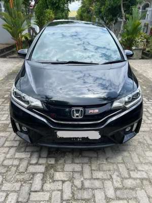 Honda Jazz 2016 Automatic , tersedia melalui melalui situs Olx