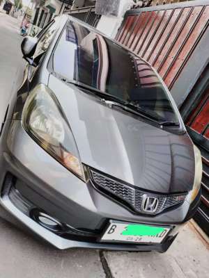 Jual bekas HONDA JAZZ RS MATIC 2013 PAJAK BARU,lokasi di Jakarta Barat