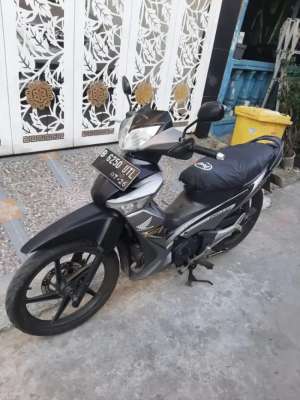 Jual bekas Honda supra X 125 cw dd Fi 2011 ss lengkap mesin bagus plat B DKI,lokasi di Bekasi Kota