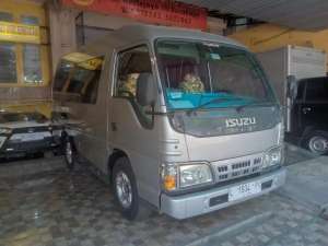 Isuzu Elf 2012 Diesel , tersedia melalui melalui situs Olx