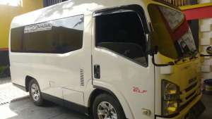 Jual bekas Isuzu elf giga short 2017 pmk 2018 minibus,lokasi di Jakarta Pusat