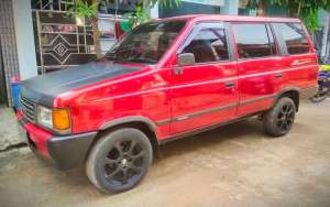 Jual bekas Isuzu Panther Grand Royal 2.5cc,lokasi di Tangerang Kab.