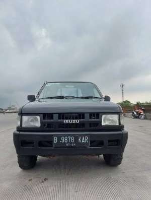 Jual bekas ISUZU PANTHER PU TURBO DIESEL AC PS 2019,lokasi di Bekasi Kab.