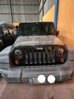 Jual bekas JEEP RUBICON 2013,lokasi di Samarinda Kota