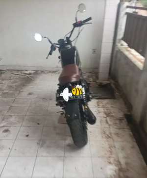 Jual bekas jual motor custem basic scorpio,lokasi di Tangerang Selatan Kota