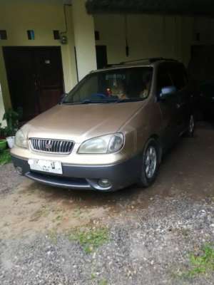 KIA Carens AT 2001 , tersedia melalui melalui situs Olx