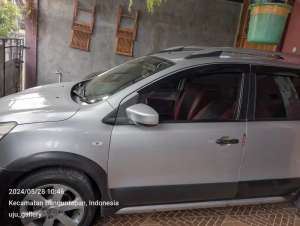 Jual bekas Livina xgear 2014 plat H tangan pertama full orisinil,lokasi di Bantul Kab.