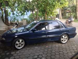Mitsubishi Eterna 1989 Bensin , tersedia melalui melalui situs Olx