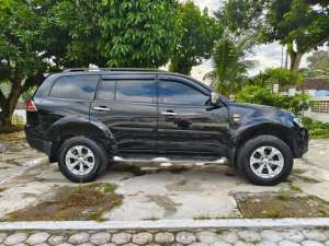 Mitsubishi Pajero Sport 2011 Bensin , tersedia melalui melalui situs Olx